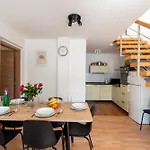 2-Level Apartment With Large Balcony